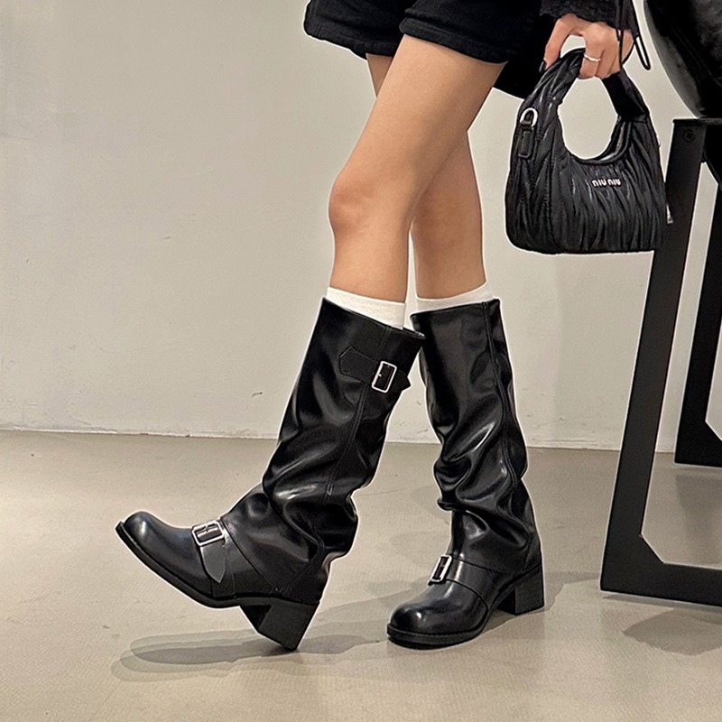 Street Fashion Trends 2025 - 2025 mulher botas joelho plataforma alta