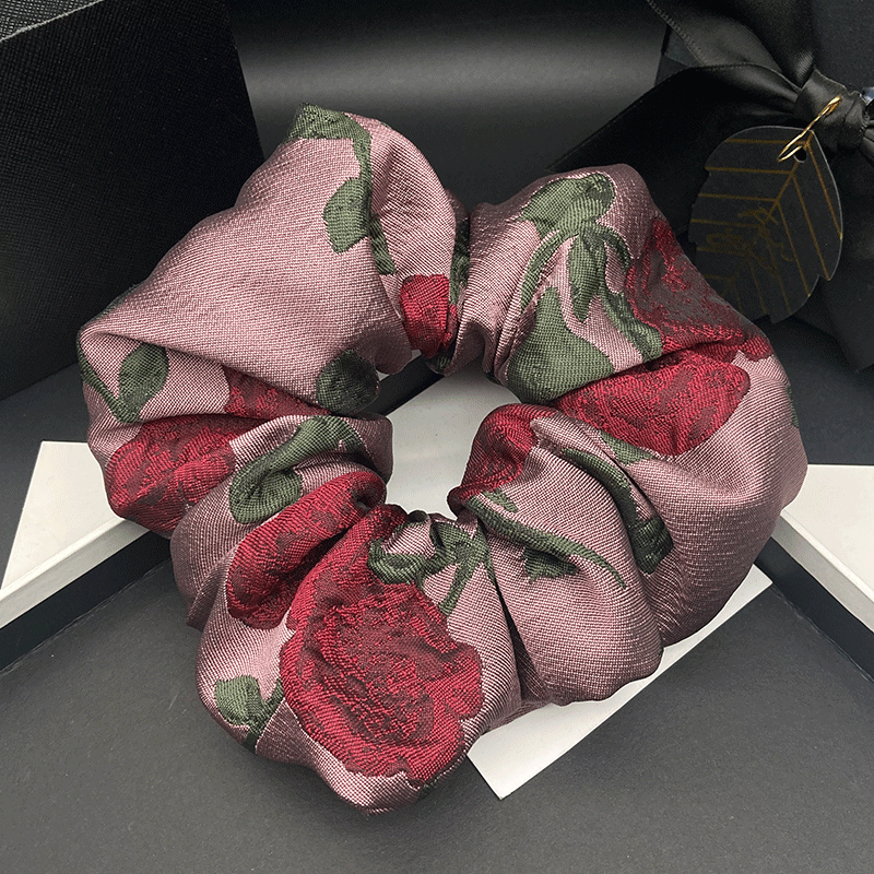 Faixa de Cabelo Floral Estilo  - Street Fashion Paris avaliação e preço
