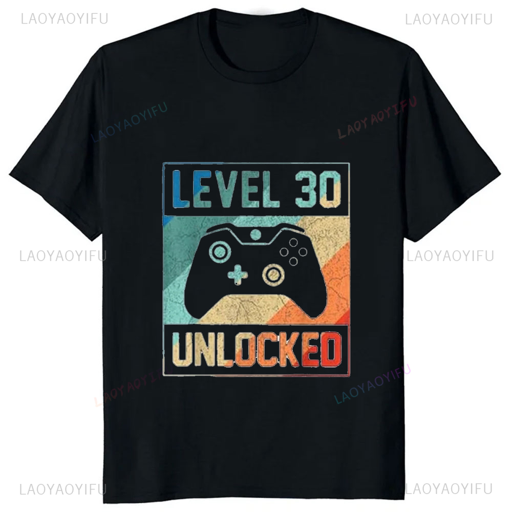 T-shirt desbloqueada com nível - Street Fashion Types avaliação e preço