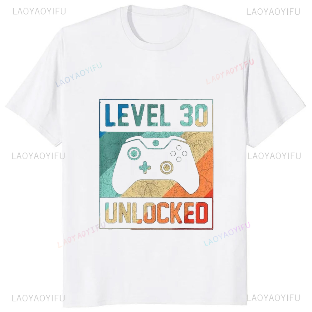 T-shirt desbloqueada com nível - Street Fashion Types avaliação e preço