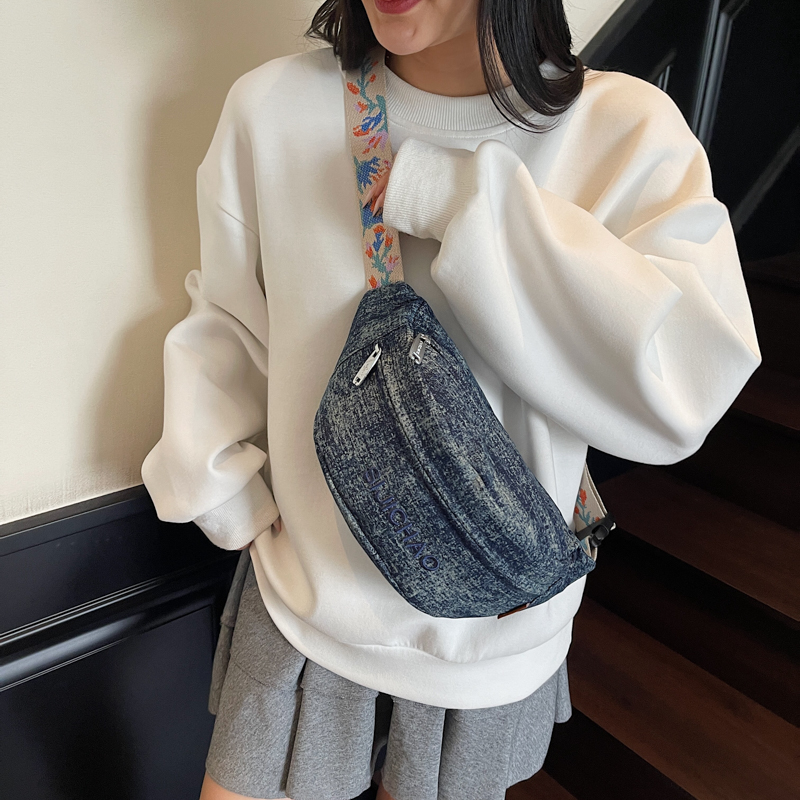 bolsa feminina bolsa de peito  - Street Fashion Trends 2025 avaliação e preço